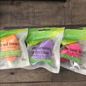 Makeup sponges